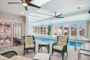 3 bedroom w indoor pool hotub